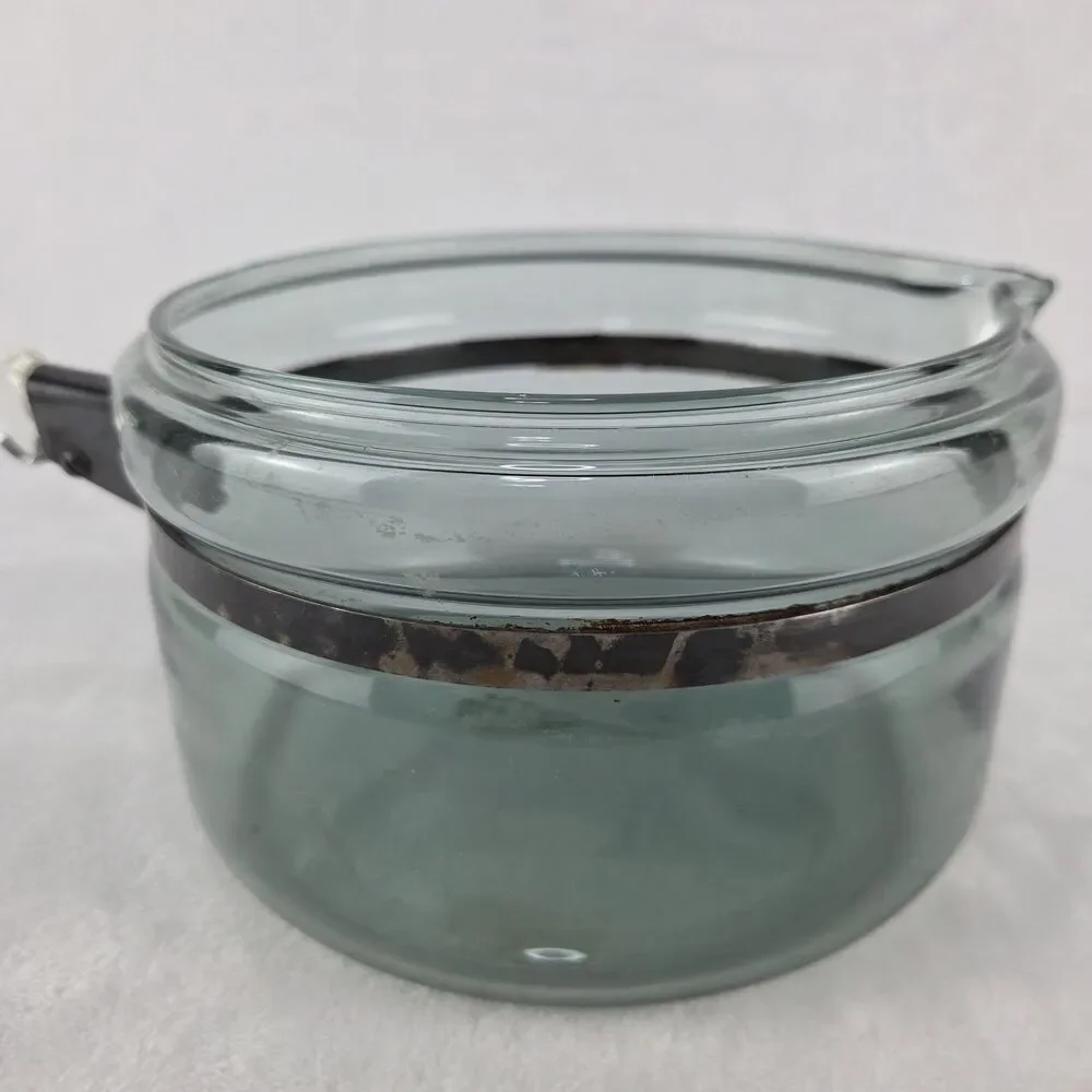 Pyrex this vintage